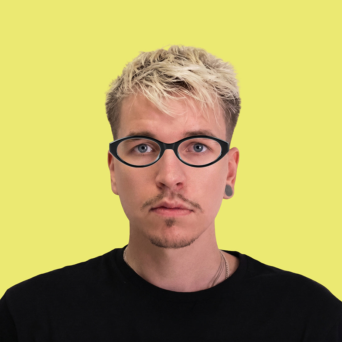 Tarazed Black silmälasikehykset